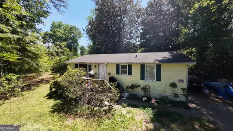 2313 Poplar Ave, Morrow, GA 30260
