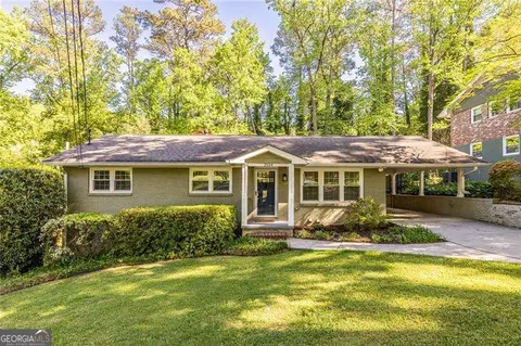 2534 Wilson Woods Dr, Decatur, GA 30033