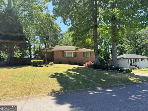 689 SW Walnut Cir SW, Marietta, GA 30060