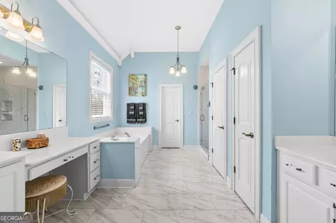 Bath - 1210 Sumter Ct, Mcdonough, GA 30252 photo 3 of 7