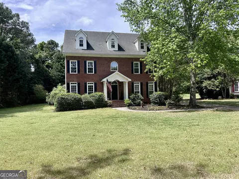 100 Brookfield Ct, Tyrone, GA 30290