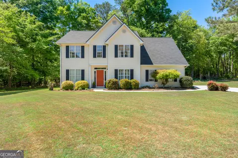 165 Swanson Valley Dr, Tyrone, GA 30290