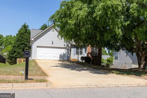 120 Shenandoah Dr, Winder, GA 30680