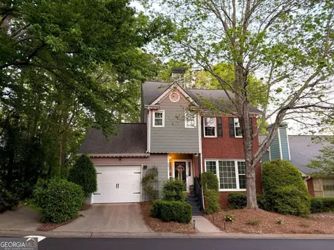 2011 Eagle Glen Rd, Alpharetta, GA 30022