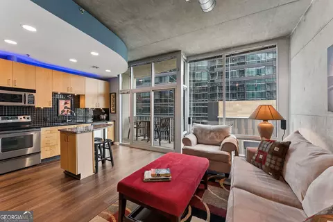 923 Peachtree St NE #827, Atlanta, GA 30309