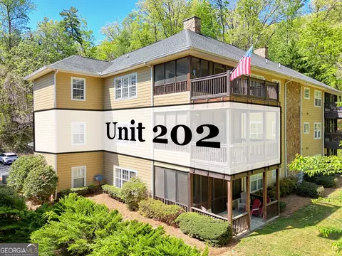 146 Gleneagle Ct #202, Clayton, GA 30525