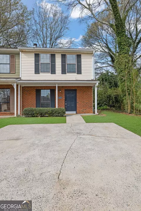 1557 Springleaf Ct SE, Smyrna, GA 30080