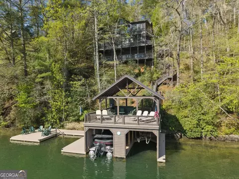 88 Vidalia Ln, Lakemont, GA 30552