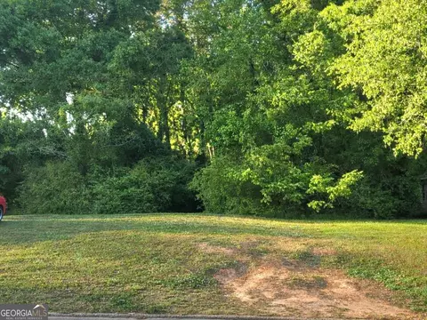 109 Clark St, Lagrange, GA 30240 photo 2