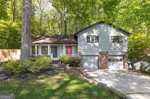 2845 Wood Forest Rd, Marietta, GA 30066