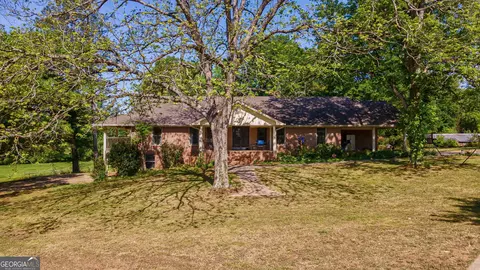 1281 Apalachee River Rd, Madison, GA 30650