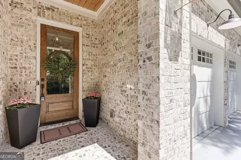 Exterior - 1872 Hickory Rd, Chamblee, GA 30341 photo 8 of 15