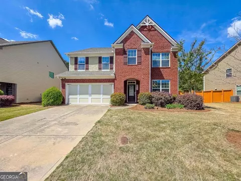 5620 Shiloh Woods Dr, Cumming, GA 30040