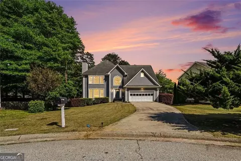 2120 Thorndale Dr SW, Lilburn, GA 30047