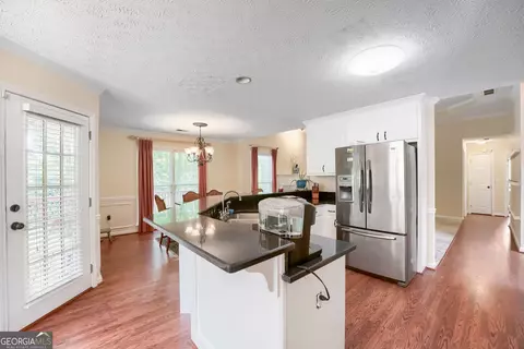 Kitchen - 2128 Cluster Ln, Grayson, GA 30017 photo 2 of 4