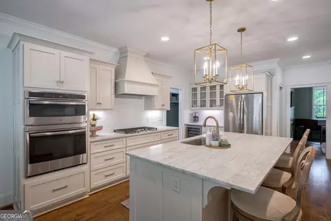 Kitchen - 1488 Boulder Springs Dr, Bishop, GA 30621 photo 2 of 5