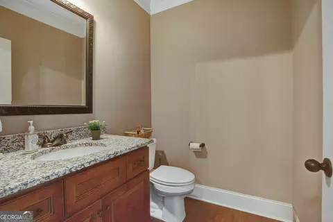 Bath - 137 Kenmare Row, Tyrone, GA 30290 photo 8 of 13