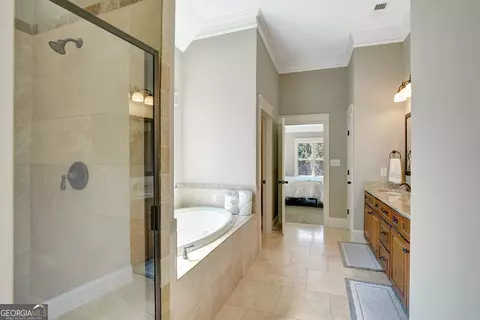 Bath - 137 Kenmare Row, Tyrone, GA 30290 photo 3 of 13
