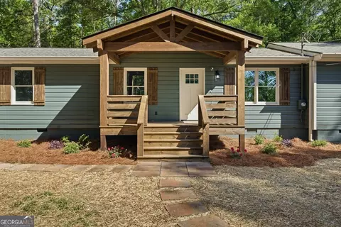 Exterior - 4599 Rex Rd, Rex, GA 30273 photo 2 of 12