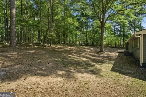 Exterior - 4599 Rex Rd, Rex, GA 30273 photo 9 of 12