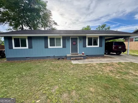 109 Hemlock St, Fitzgerald, GA 31750