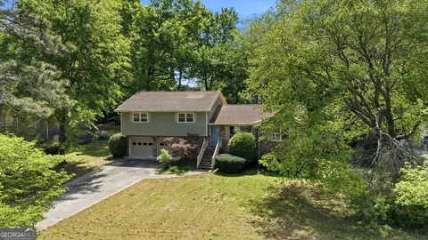 5374 Pounds Dr N, Stone Mountain, GA 30087