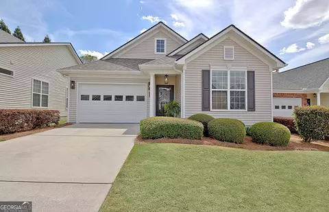 10 Hampshire Ln, Newnan, GA 30265