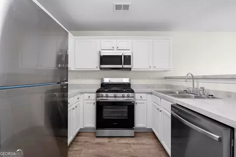 Kitchen - 230 Crestfield Cir, Covington, GA 30016 photo 1 of 2