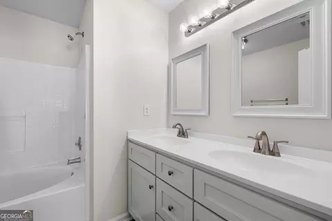 Bath - 230 Crestfield Cir, Covington, GA 30016 photo 2 of 3
