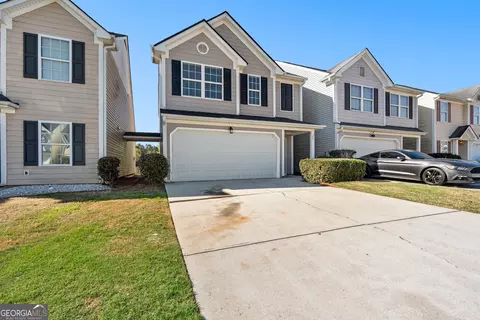 Exterior - 230 Crestfield Cir, Covington, GA 30016 photo 2 of 8