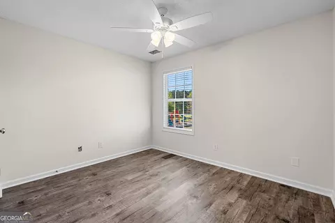 Bedroom - 230 Crestfield Cir, Covington, GA 30016 photo 2 of 7