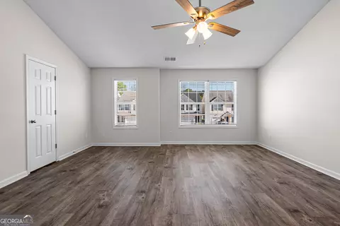 Living - 230 Crestfield Cir, Covington, GA 30016 photo 5 of 6