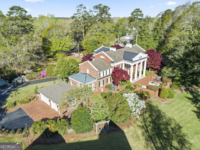 22 Sanford Dr, Newnan, GA 30263