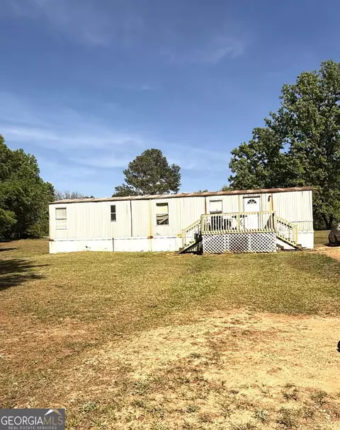 2010 Star Point Rd, Carrollton, GA 30117