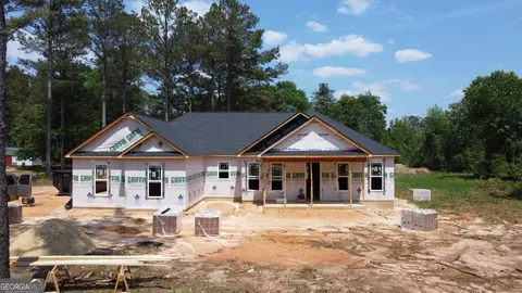 3042 Plantation Dr, Dublin, GA 31021