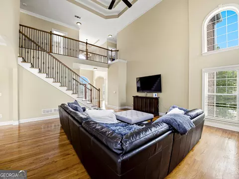 Living - 171 Crystal Lake Blvd, Hampton, GA 30228 photo 5 of 9