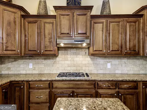 Kitchen - 171 Crystal Lake Blvd, Hampton, GA 30228 photo 5 of 7