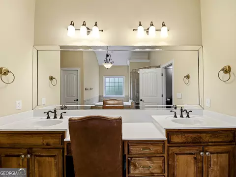 Bath - 171 Crystal Lake Blvd, Hampton, GA 30228 photo 4 of 8