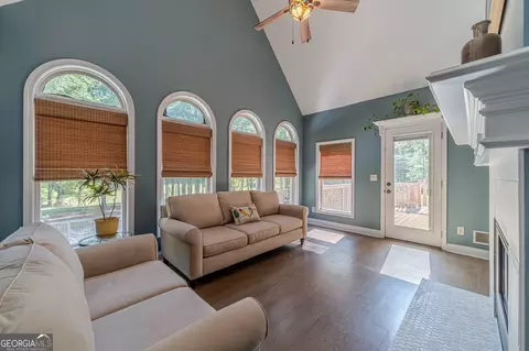 Living - 4415 Locklin Rd, Monroe, GA 30655 photo 2 of 5