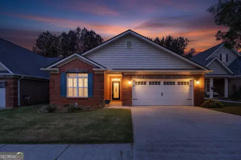 Exterior - 10184 Malcolm Dr, Covington, GA 30014 photo 3 of 6