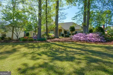 6085 Wellington Ct, Cumming, GA 30040