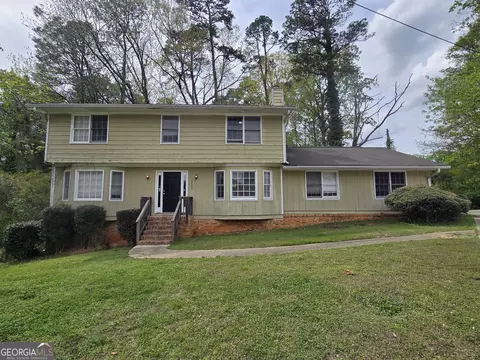 4600 Randalwood Ct, Stone Mountain, GA 30083