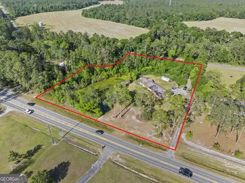 1425 Blackshear Hwy, Baxley, GA 31513