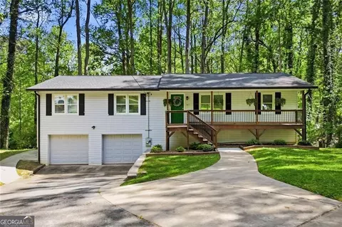 306 Jason Ct, Woodstock, GA 30188