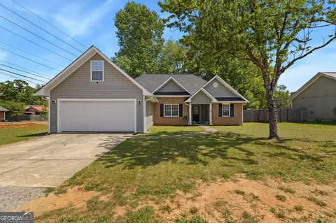 101 Manchester Ct, Centerville, GA 31028