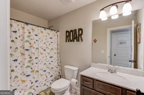 Bath - 43 Belmont Ct, Monroe, GA 30655 photo 4 of 4