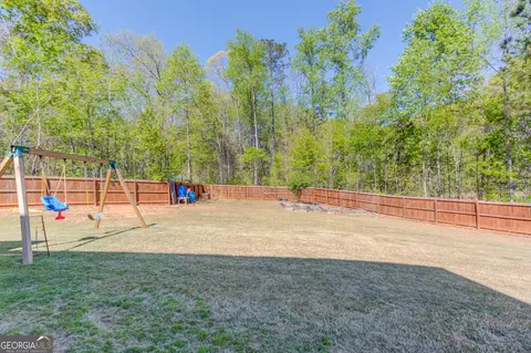 Exterior - 43 Belmont Ct, Monroe, GA 30655 photo 9 of 12
