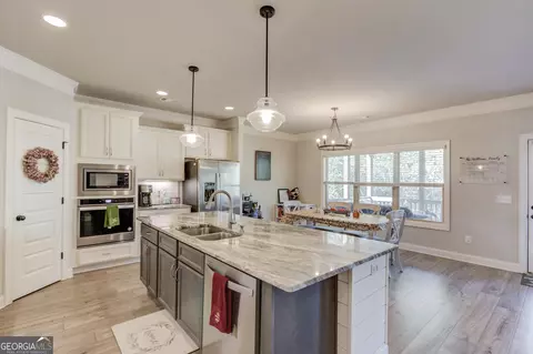 Kitchen - 43 Belmont Ct, Monroe, GA 30655 photo 2 of 4