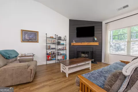 Living - 401 Daffodil Dr, Temple, GA 30179 photo 2 of 2