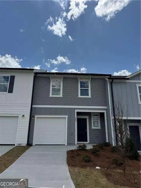 504 Robson Dr, Villa Rica, GA 30180